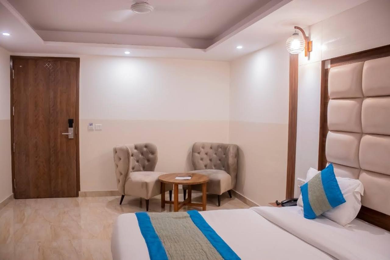 Hotel Airport City Nueva Delhi Exterior foto