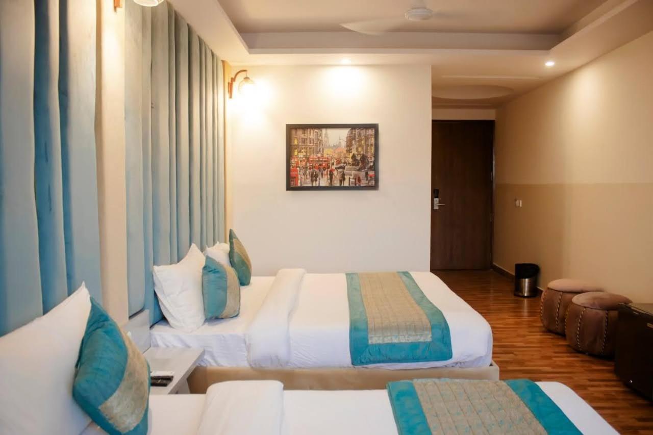 Hotel Airport City Nueva Delhi Exterior foto